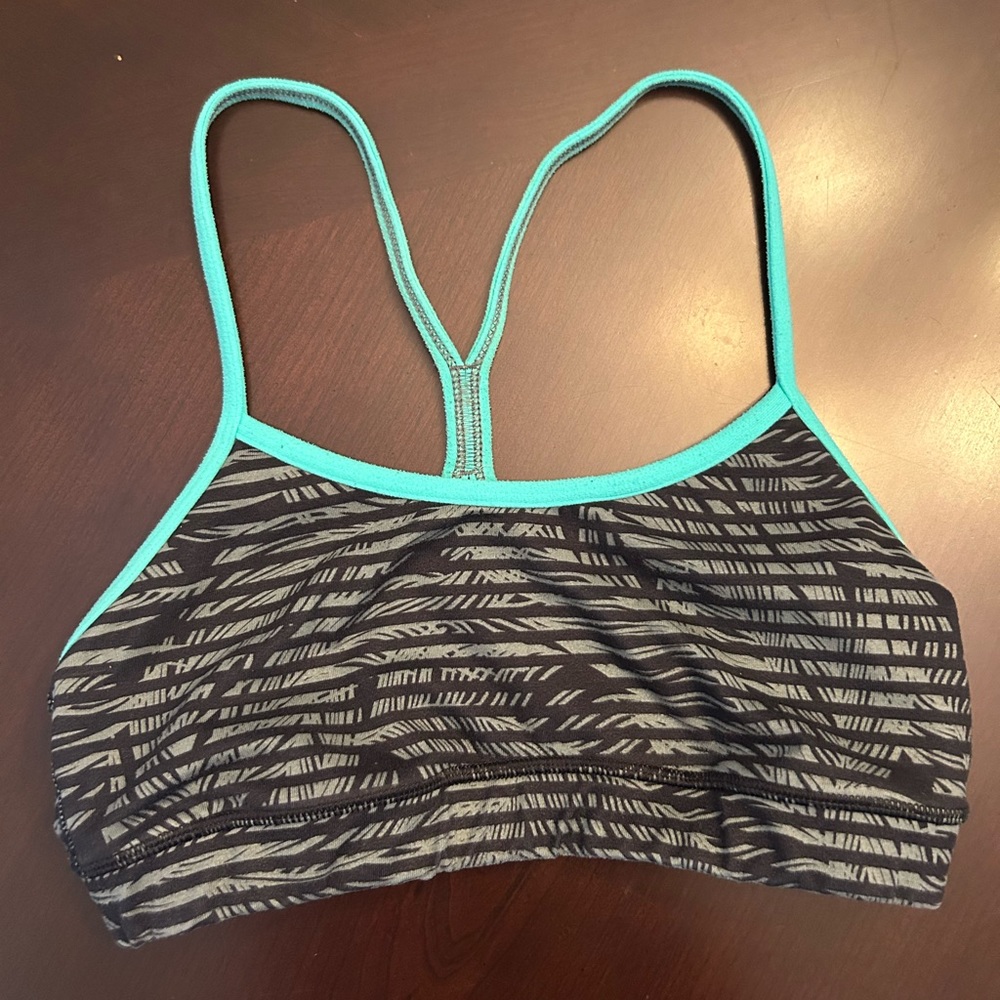 Lululemon Power Y sports bra size 4